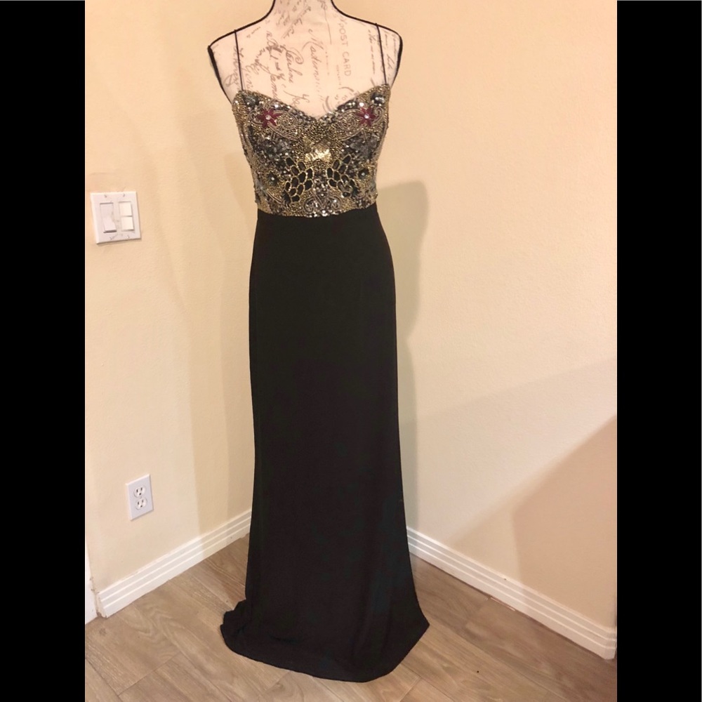 Sequin bodice spaghetti strap black gown sz 12 NWT